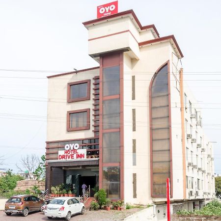 Oyo 5844 Hotel Drive Inn Raiwala Extérieur photo